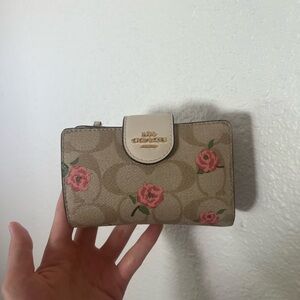 Coach Medium Corner Zip Floral Wallet